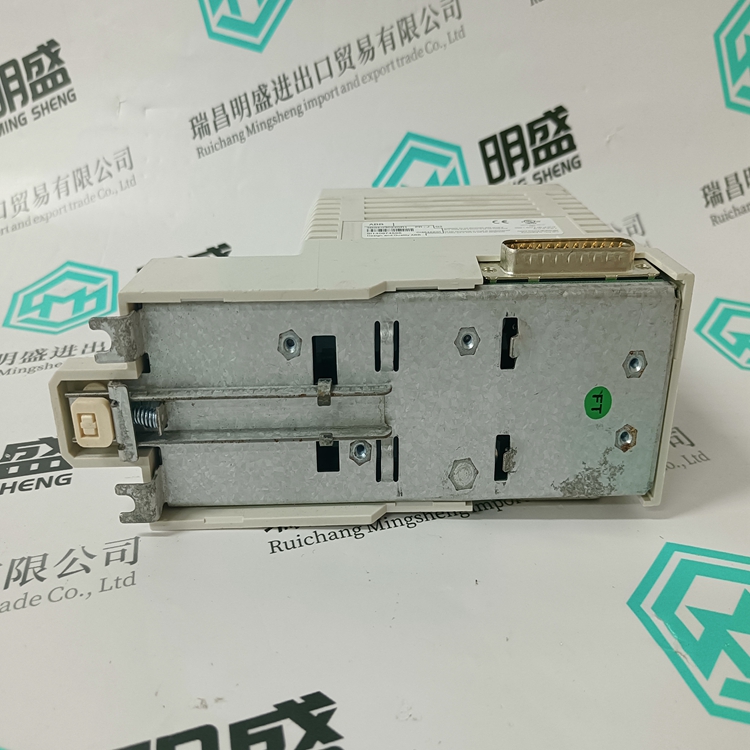 CI854AK01(圖1)
